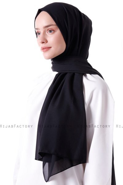 Hadise - Sort Chiffon Hijab