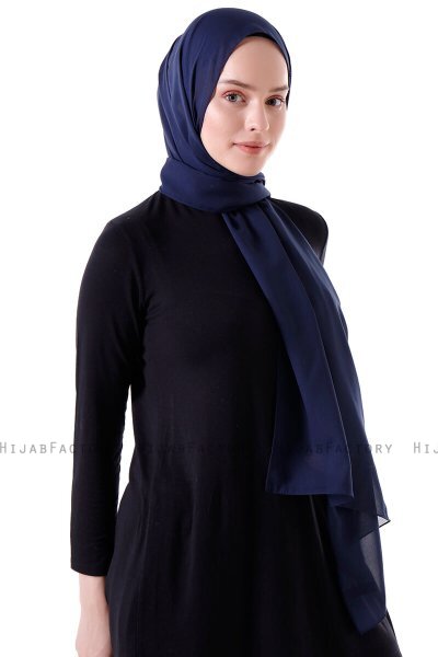Hadise - Mørk Marineblå Chiffon Hijab