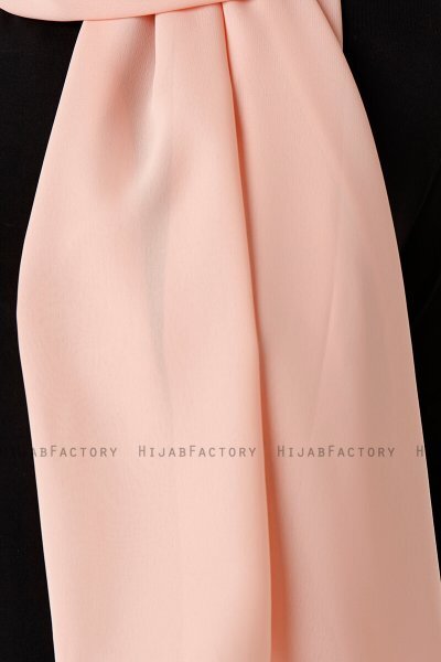 Hadise - Lakserosa Chiffon Hijab