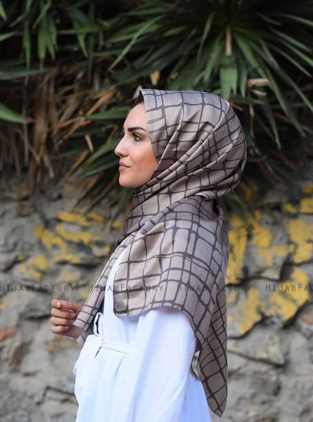 Mahmuna - Taupe Mønstred Satin Hijab