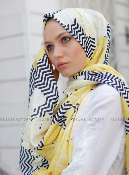 Yumna - Gul Mønstrede Hijab