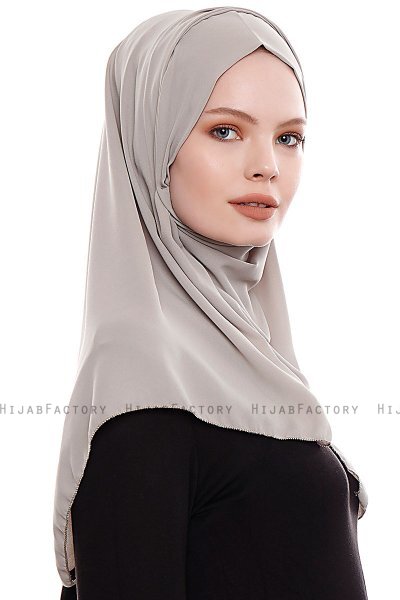 Yara - Sand Praktisk One Piece Crepe Hijab